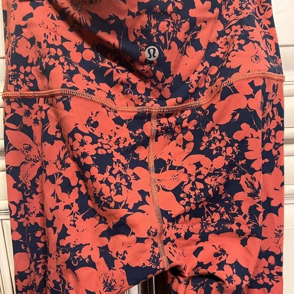 Lululemon All You Do Crop *19"
Efflorescent Dark Canyon Onyx Blue Sz 6 - Picture 1 of 10